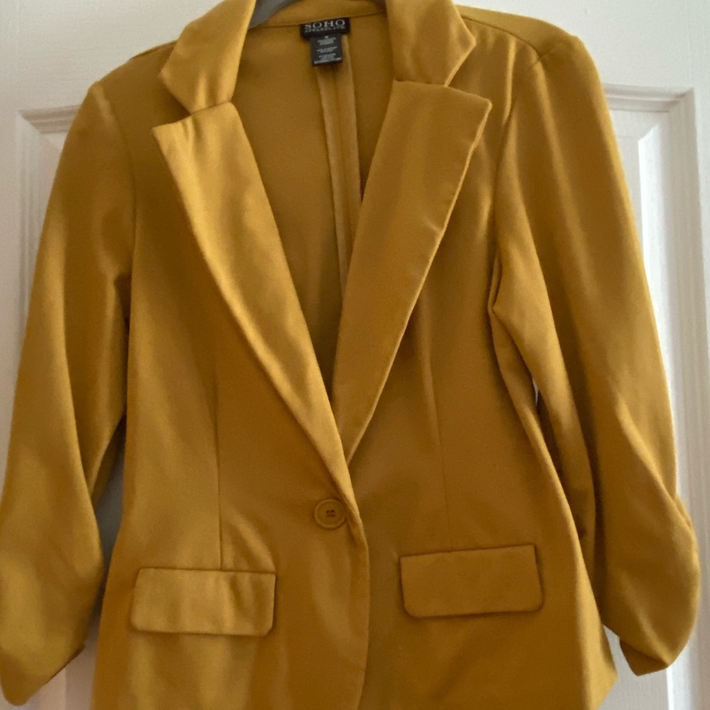 Mustard Blazer - Picture 3 of 3